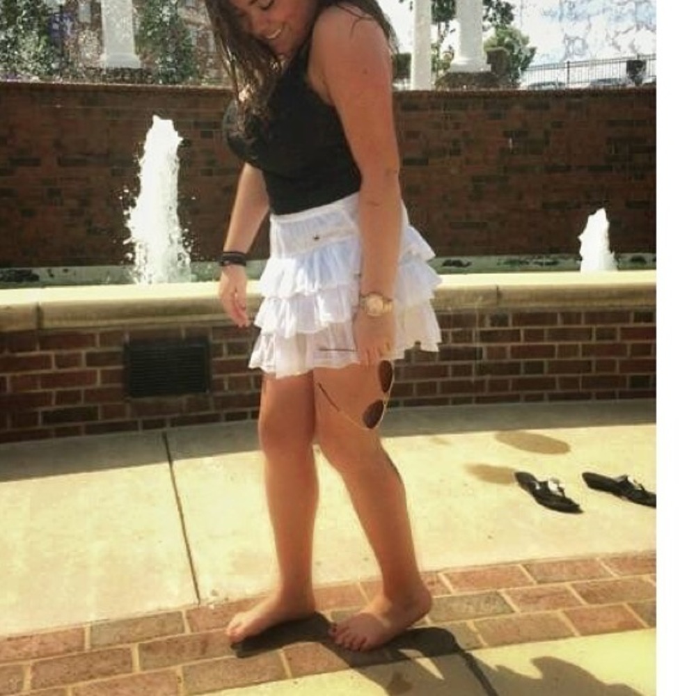 Hollister Ruffle white cotton skirt